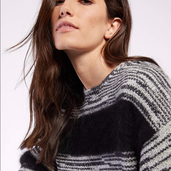 brochu walker Odessa pullover - Picture 3 of 5